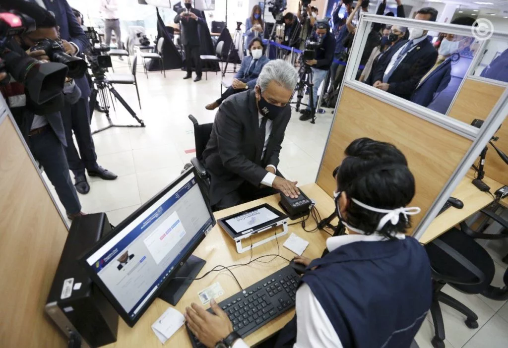 ecuador-biometric-passport-innovatrics ecuador-biometric-passport-innovatrics