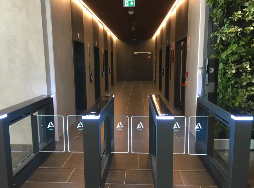 Innovatrics face recognition in Agora Budapest
